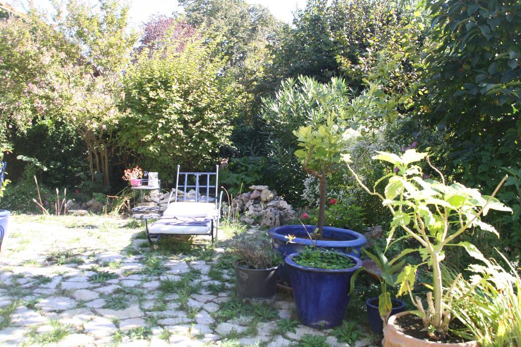 Bed and Breakfast Aux Pots Bleus Nissan-lez-Enserune Экстерьер фото